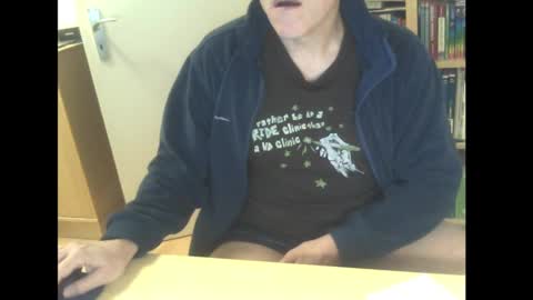 sneaxfreund online show from January 12, 2025, 12:18 am