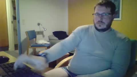 Snapshot of snebolden chatting on January 13, 2025, 4:30 pm snebolden online show from January 13, 2025, 4:30 pm