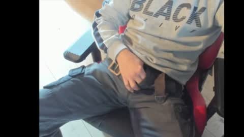 Snapshot of snip1977 chatting on November 5, 2025, 9:20 am snip1977 online show from November 5, 2025, 9:20 am