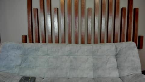 snner_velvet online show from May 18, 2026, 8:03 pm