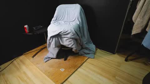 MISS SISSY CHERI online show from November 13, 2025, 5:01 pm