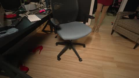 MISS SISSY CHERI online show from February 3, 2026, 4:23 pm