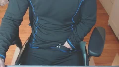 Snapshot of snooze85 chatting on November 10, 2025, 5:50 am Cbt-Slave online show from November 10, 2025, 5:50 am