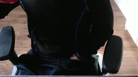 Snapshot of snooze85 chatting on November 17, 2025, 1:17 pm Cbt-Slave online show from November 17, 2025, 1:17 pm