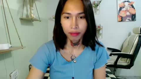 snow_2000 online show from March 16, 2026, 1:33 am