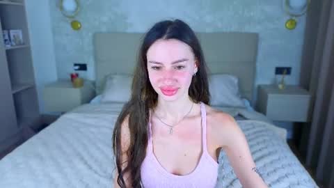 snow_whiteeex online show from June 13, 2026, 4:10 am