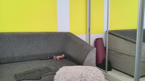 snowflakec online show from November 16, 2025, 7:19 pm