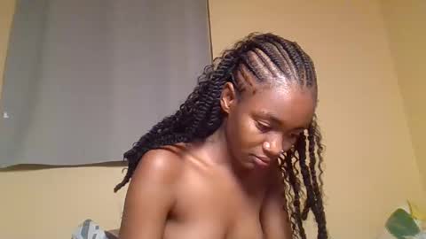 Snapshot of snowie_eyes chatting on November 14, 2025, 12:42 am Snowie eyes online show from November 14, 2025, 12:42 am