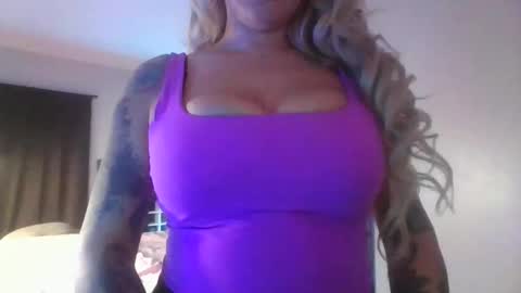 Snowie Rose online show from January 18, 2026, 4:38 am