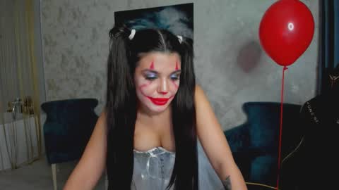 Snapshot of snowingwinter chatting on October 17, 2025, 7:38 pm snowingwinter online show from October 17, 2025, 7:38 pm