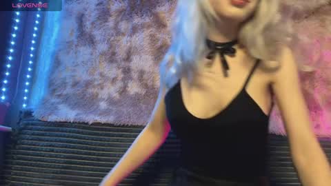 Snapshot of snowy_alice chatting on April 10, 2026, 4:55 pm snowy_alice online show from April 10, 2026, 4:55 pm