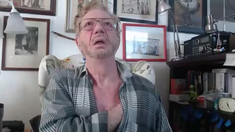 ImYourBitch online show from March 13, 2026, 6:25 pm