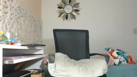 Snapshot of soalngets chatting on December 13, 2024, 1:26 am sol online show from December 13, 2024, 1:26 am