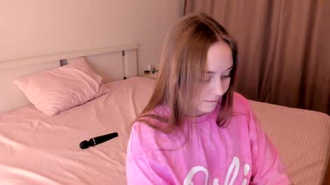 Sophy online show from January 3, 2025, 10:29 pm