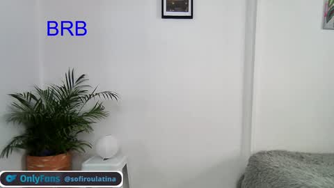 Snapshot of soffi_rousel_ chatting on January 8, 2025, 8:39 pm soffi_rousel_ online show from January 8, 2025, 8:39 pm