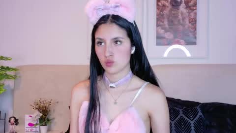 Soffy  online show from March 13, 2026, 11:50 am