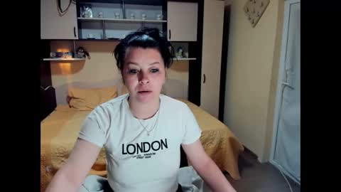 Soffy online show from April 18, 2026, 4:16 am
