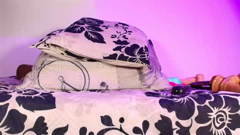 Snapshot of sofi_decker chatting on January 18, 2025, 6:13 am Sofia online show from January 18, 2025, 6:13 am