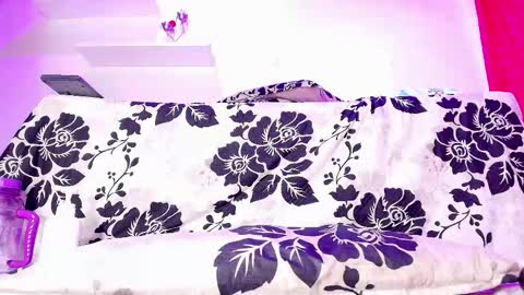 Snapshot of sofi_decker chatting on February 11, 2025, 6:08 am Sofia online show from February 11, 2025, 6:08 am