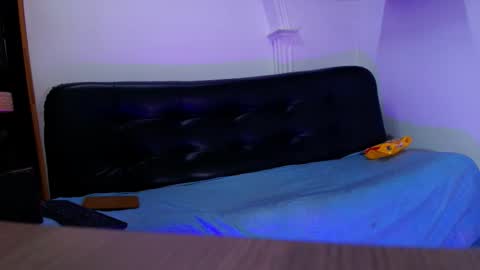 Snapshot of sofi_decker chatting on October 16, 2025, 11:55 am Sofia online show from October 16, 2025, 11:55 am