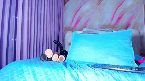 Sofia online show from May 1, 2026, 3:11 am