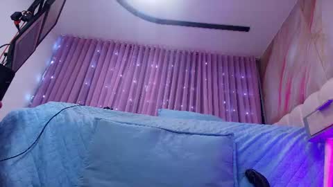 Sofia online show from June 25, 2026, 3:06 am