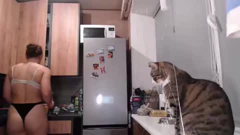 Sofi online show from January 13, 2026, 2:44 pm