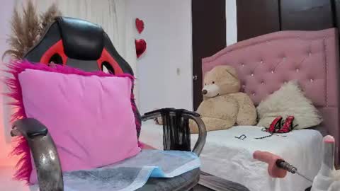 Sofia  online show from June 13, 2026, 1:36 am