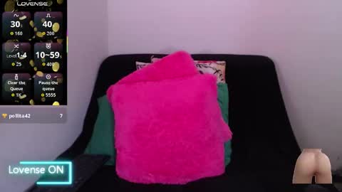 sofia  whitee online show from March 7, 2026, 8:11 am