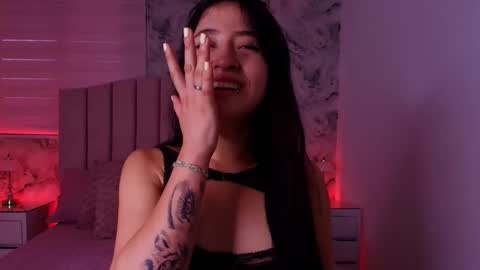 sofia gomes online show from March 12, 2026, 12:00 pm