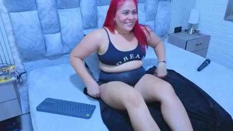 sofia gutierrez   online show from November 15, 2025, 1:25 am