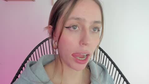     online show from December 18, 2024, 5:48 am