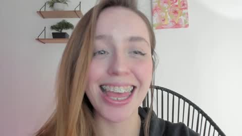     online show from January 9, 2025, 2:43 am