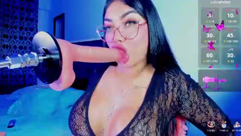 sofia  online show from July 19, 2026, 2:26 am