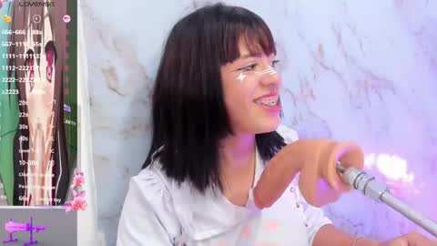 Snapshot of sofia_shadow1 chatting on April 20, 2026, 5:43 am sofi 3 online show from April 20, 2026, 5:43 am