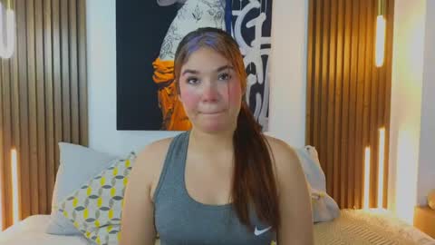 Snapshot of sofia_smithh_ chatting on May 9, 2026, 12:32 pm Sofia online show from May 9, 2026, 12:32 pm