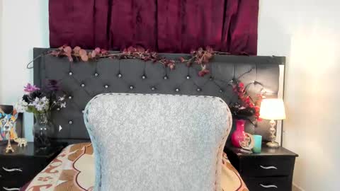 Snapshot of sofia_sorceress chatting on December 2, 2025, 1:11 am sofia_sorceress online show from December 2, 2025, 1:11 am