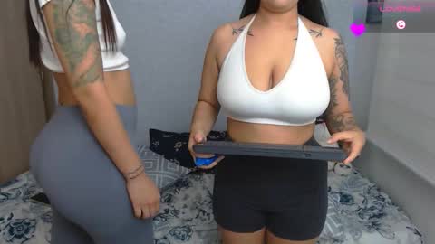 Snapshot of sofia_stonee1 chatting on November 26, 2025, 5:47 pm kanella valery online show from November 26, 2025, 5:47 pm