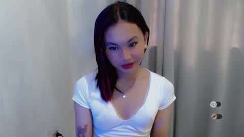 sofia_sweetheart18 online show from January 7, 2026, 2:25 am