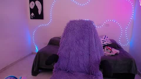 sofia_tgn online show from April 26, 2026, 6:27 pm