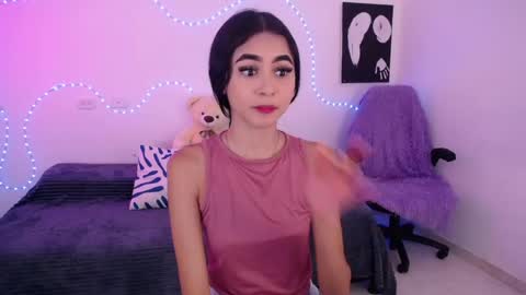 sofia_tgn online show from May 5, 2026, 6:27 pm