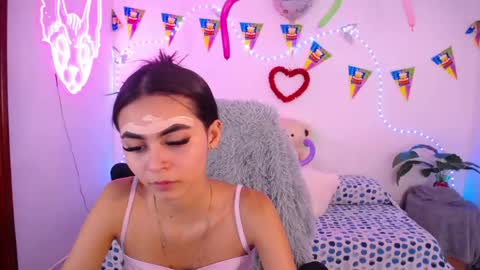 sofia_tgn online show from May 25, 2026, 6:36 pm