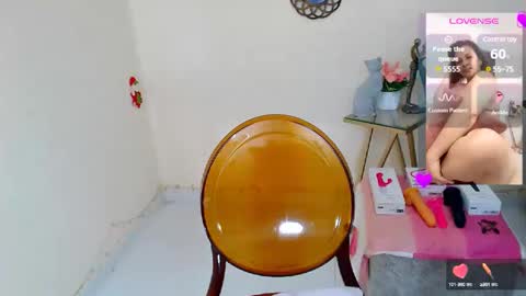 Snapshot of sofia_valeriaa chatting on February 9, 2025, 9:17 pm sofia online show from February 9, 2025, 9:17 pm