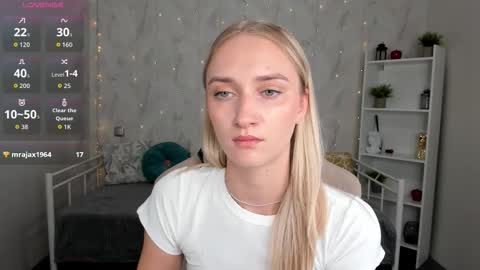 Sofia online show from March 18, 2026, 5:43 am