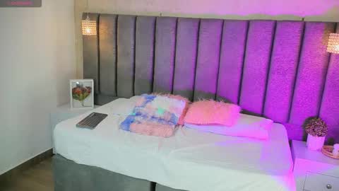 Snapshot of sofiaa_cortes chatting on November 28, 2025, 11:57 am Sofi online show from November 28, 2025, 11:57 am