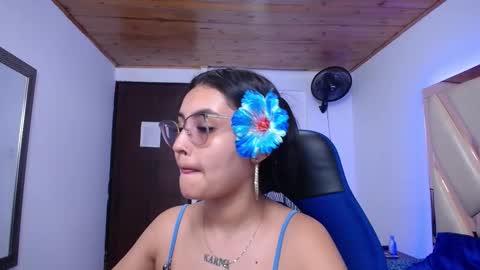 Snapshot of sofiaasexy19 chatting on November 4, 2025, 2:05 pm Sofia online show from November 4, 2025, 2:05 pm