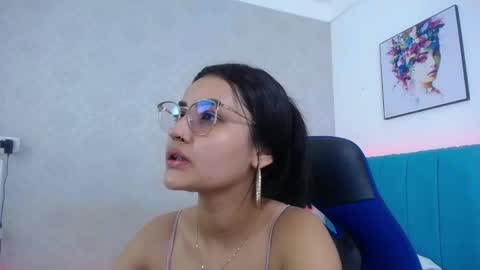 Snapshot of sofiaasexy19 chatting on November 25, 2025, 12:27 pm Sofia online show from November 25, 2025, 12:27 pm