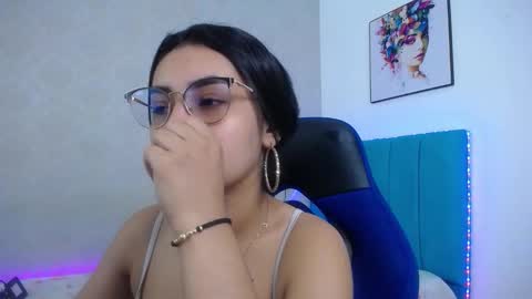 Snapshot of sofiaasexy19 chatting on November 28, 2025, 12:19 pm Sofia online show from November 28, 2025, 12:19 pm