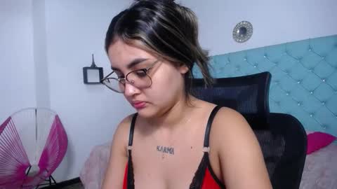 Sofia online show from May 1, 2026, 12:21 pm