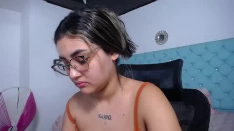 Sofia online show from May 2, 2026, 11:48 am